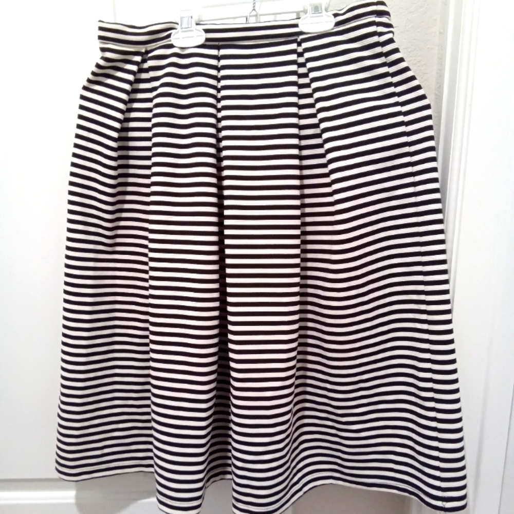 New look  women Luxury skirt